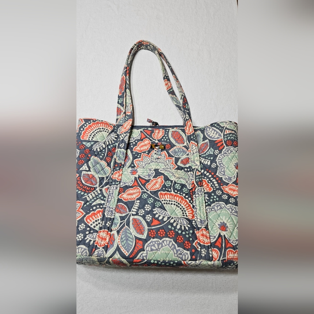 Vera Bradley Tote